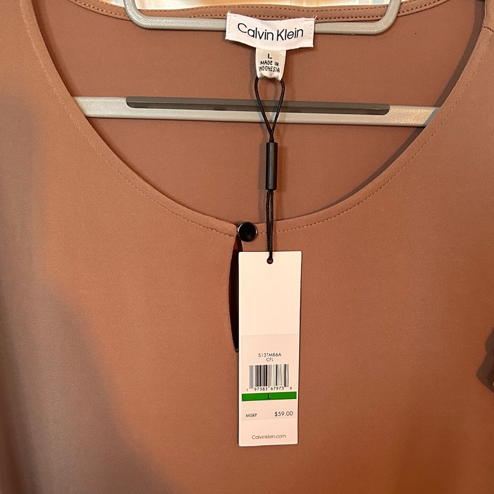 NWT Calvin Klein Women's Brown Blouse - Picture 2 of 4
